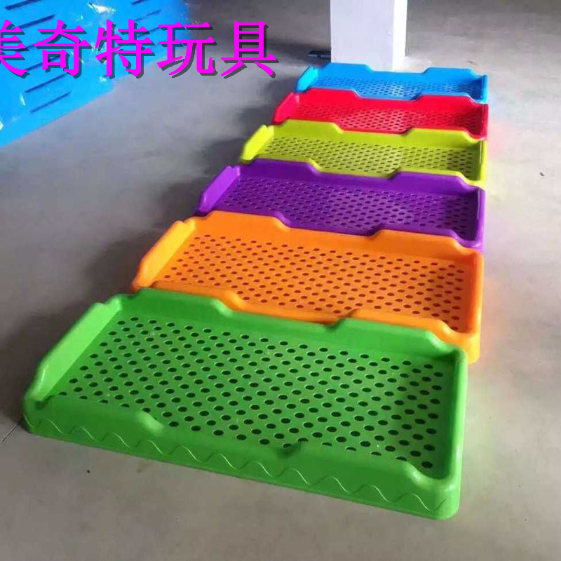 新款塑料床幼兒園兒童專用PVC環保塑料註塑一體床寶寶午休疊疊床工廠,批發,進口,代購