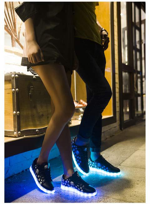 韓版夏季七彩情侶發光USB充電LED夜光板鞋男女透氣街舞鞋一件代發批發・進口・工廠・代買・代購