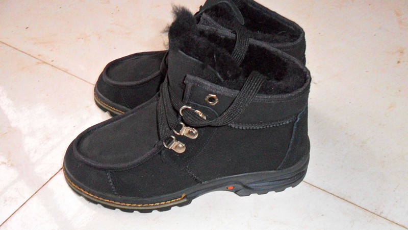 供應新款男鞋雪靴（可按規格數量定做生產）工廠,批發,進口,代購