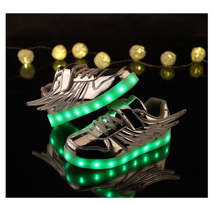 廠傢直銷LED燈鞋夜光男女童網麵鞋翅膀USB充電兒童發光鞋外貿童鞋工廠,批發,進口,代購