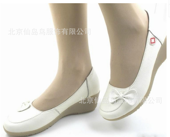 白色真皮護士鞋紅十字牛筋底工作鞋坡跟女單鞋媽媽鞋一件代發工廠,批發,進口,代購