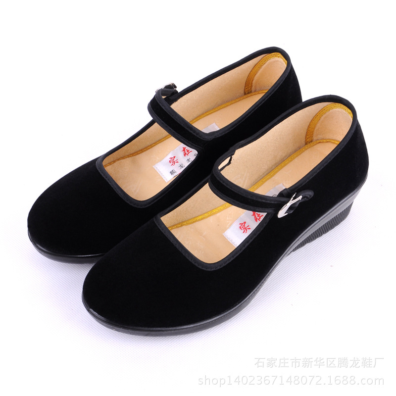 新款實在人北京老佈鞋坡跟軟底工裝工作女舒適古典媽媽廣場舞單鞋批發・進口・工廠・代買・代購