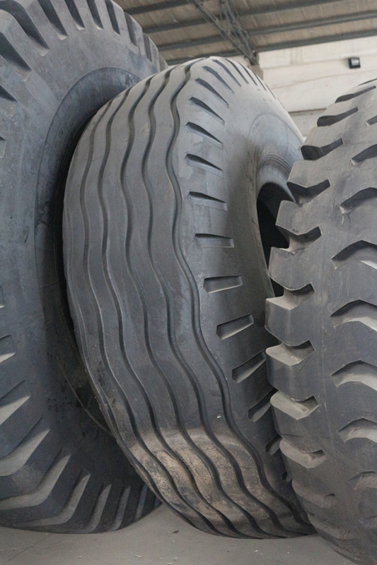 廠傢直銷36.00-51特種沙漠輪胎沙漠運輸車輛輪胎 加厚耐磨工廠,批發,進口,代購