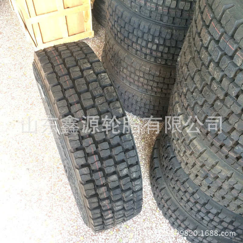 供應風神正品 卡車客車輪胎 235/75R17.5 塊狀花紋全鋼子午線輪胎工廠,批發,進口,代購