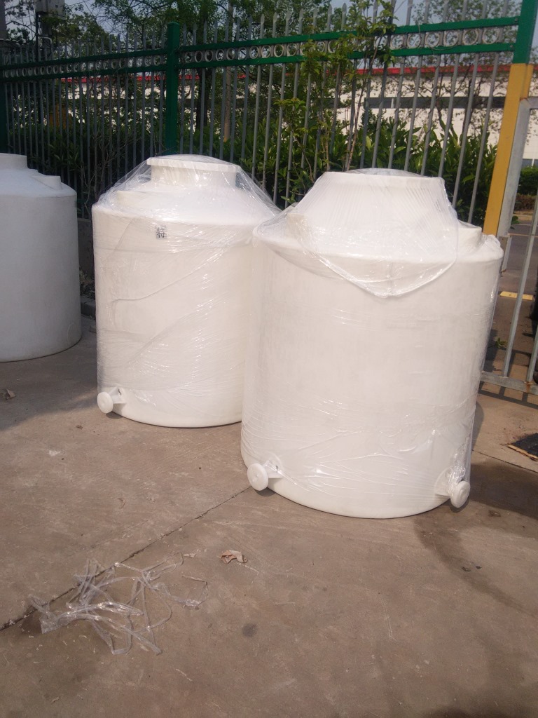 上海亞星塑膠容器廠傢直銷PE儲罐  水箱PT-1000L    1噸塑料罐批發・進口・工廠・代買・代購
