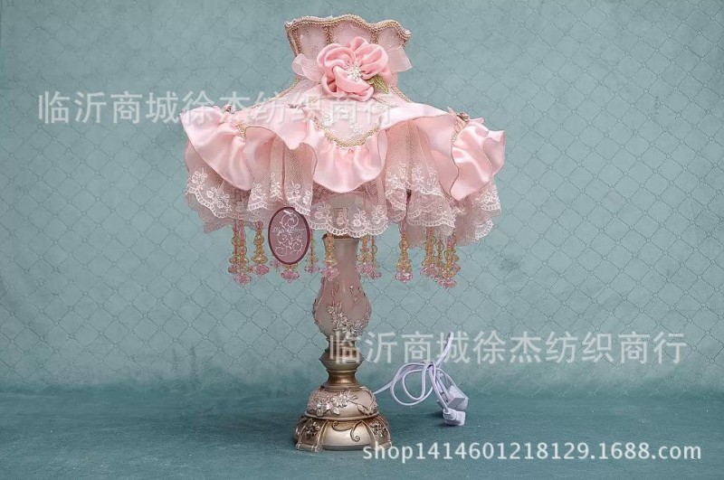 新款韓式公主粉色花朵蕾絲佈藝結婚新傢裝飾臺燈批發・進口・工廠・代買・代購