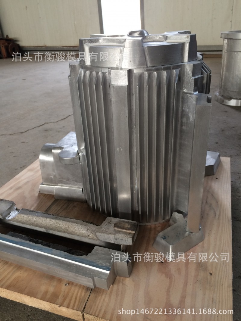 泊頭鑄造模具衡駿鑄造模具翻砂鑄造模具工廠,批發,進口,代購