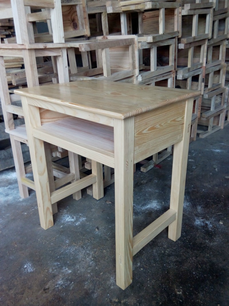 單人學生全實木課桌椅  批發訂做學生全實木單人課桌椅 實木桌椅工廠,批發,進口,代購