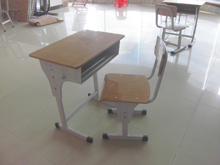 廠傢直銷金屬加固方管升降學生課桌椅學習培訓班書桌兒童寫字桌工廠,批發,進口,代購